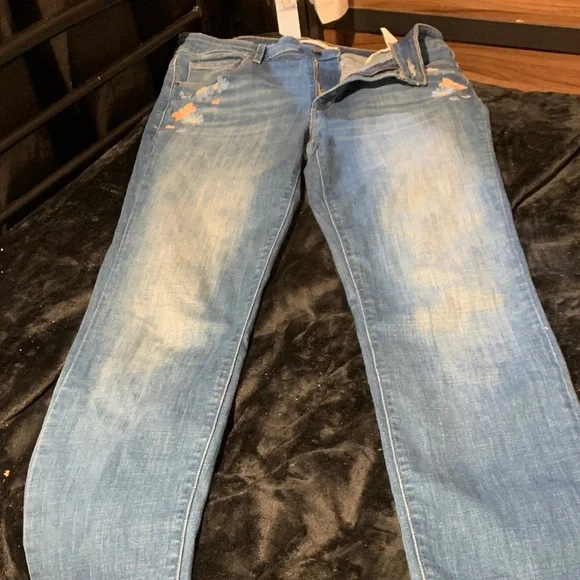 #492 “Levi’s” Embroidered Blue Jeans - Picture 6 of 13